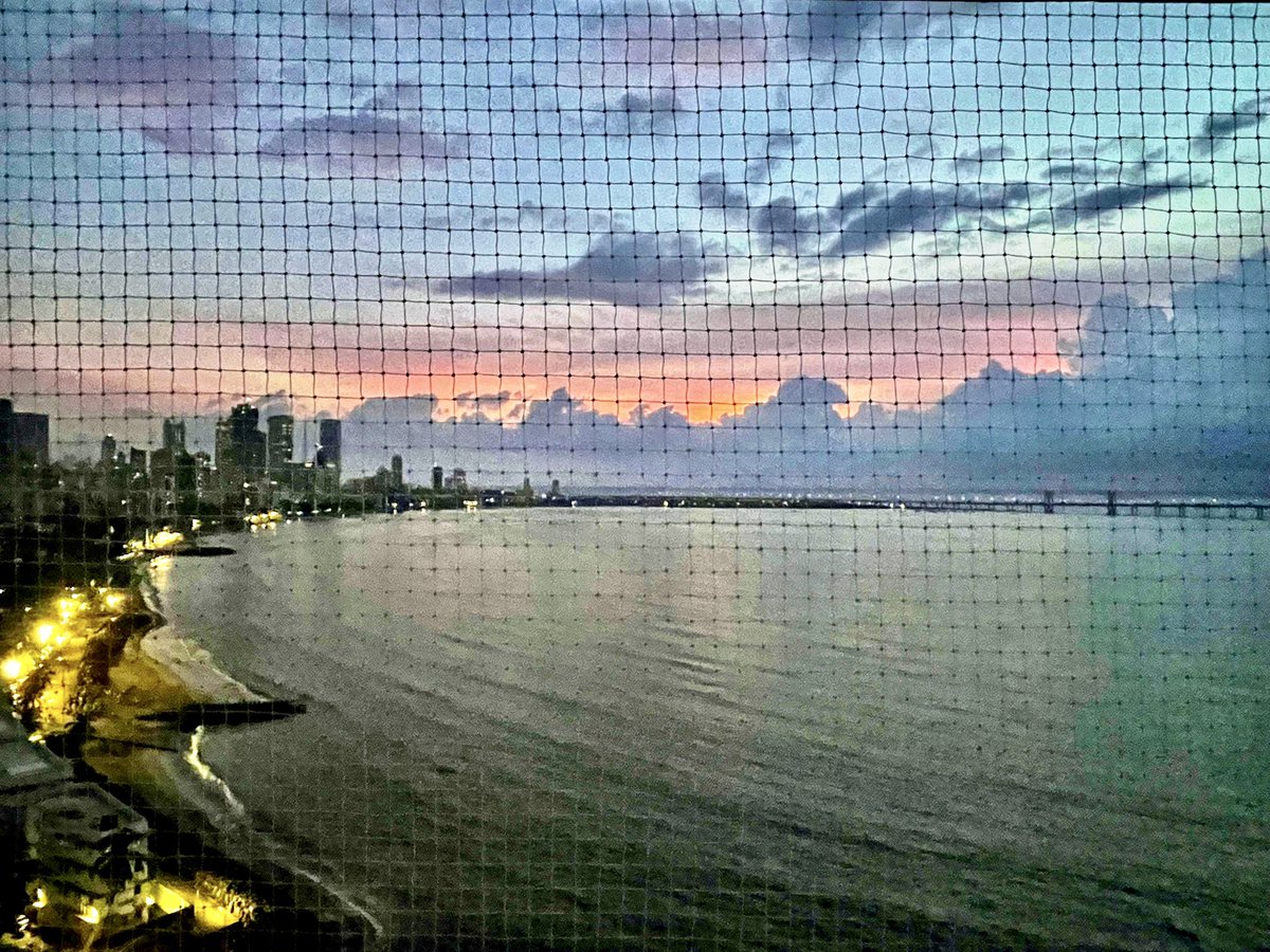 ShaliniMehtaS's tweet photo. #sunsettimes #mumbaimagic #mymumbai https://t.co/51veQ10qIm