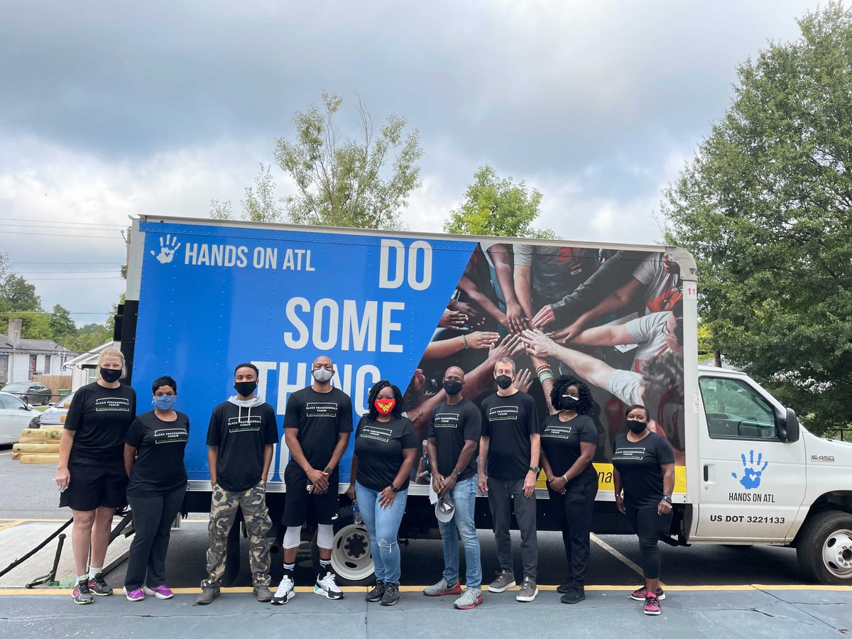 HandsOnAtlanta's tweet photo. Volunteers from @NCRโs Black Professionals Forum helped get Hands On Atlanta Week started with an inspirational project for students at Hollis Academy! They installed 30 bathroom stall affirmation decals, painted 4 potters and planted roses and weeded 5 garden beds. ๐ #behandson https://t.co/8pjsNcpXHj