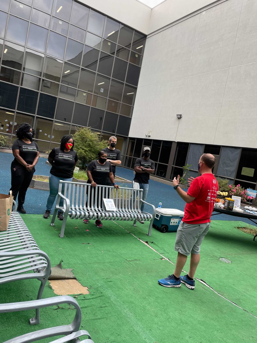 HandsOnAtlanta's tweet photo. Volunteers from @NCRโs Black Professionals Forum helped get Hands On Atlanta Week started with an inspirational project for students at Hollis Academy! They installed 30 bathroom stall affirmation decals, painted 4 potters and planted roses and weeded 5 garden beds. ๐ #behandson https://t.co/8pjsNcpXHj