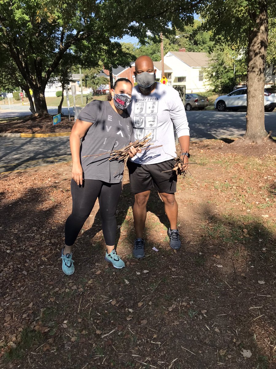 HunterPrincipal's tweet photo. We appreciate all the families who came out today to beautify our campus! @hunter_pta @CentralWCPSS @WCPSS πππ https://t.co/dqnyoKNy5T