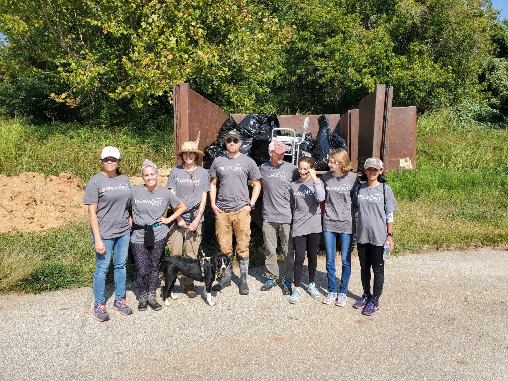 MalgPl's tweet photo. Piedmont Lithium participated in @CRFRiverkeeper Riversweep 2021 today! What a great day for team building and making our community a better place to live, work and play! Who will join us next year? #cleanupyourtrash #cleanermakesitbetter #catfishcove #doingourpart https://t.co/akLJNOpy68