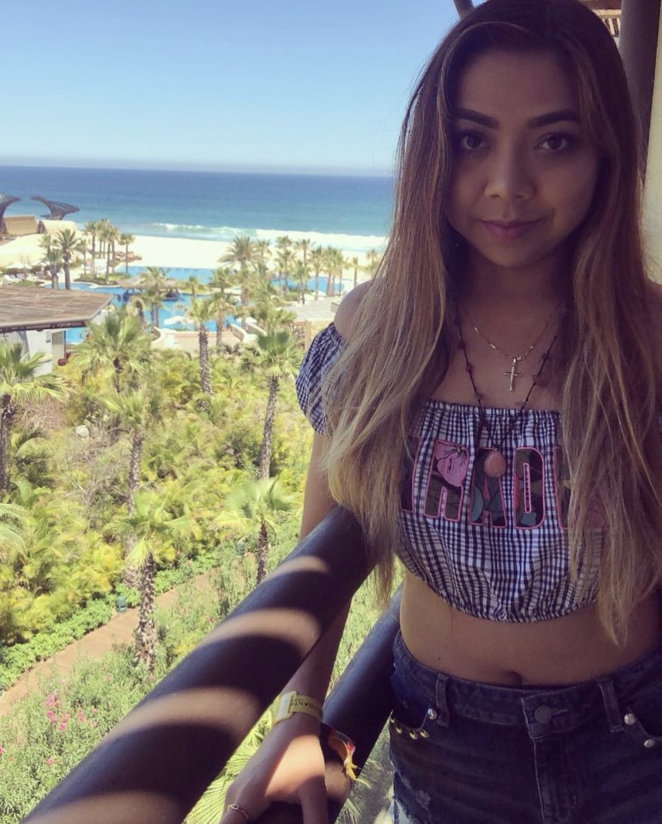 JulieSandy323's tweet photo. What a great view for you to cum inside my pussy #SaturdayMorning #cute #onlyfans #latina #vacation #mexico #latinas #beautiful #spoilme #paypig #sugarbaby #booty #tits #sugardaddy #fuckme #pregnant #cumtributeteens #teens https://t.co/9aATim2keb