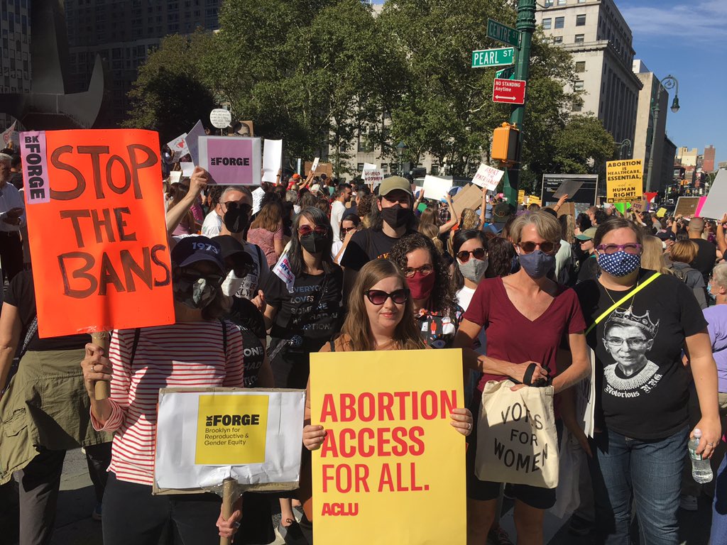 BKForgeAhead's tweet photo. Reproductive freedom is a gender, racial and economic justice issue. #SB8 is unconstitutional. So we March and we’ll keep marching. #BKFORGEAhead https://t.co/6nEYZMBFRh