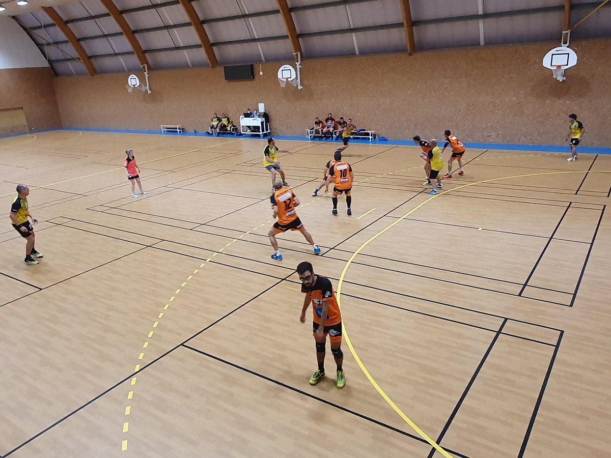 hbrf2015's tweet photo. Les séniors du Handball Beaussais Rance Frémur ont le match en main contre merdrignac @DinanAgglo @CCCotedEmeraude https://t.co/fgnaGjKx42