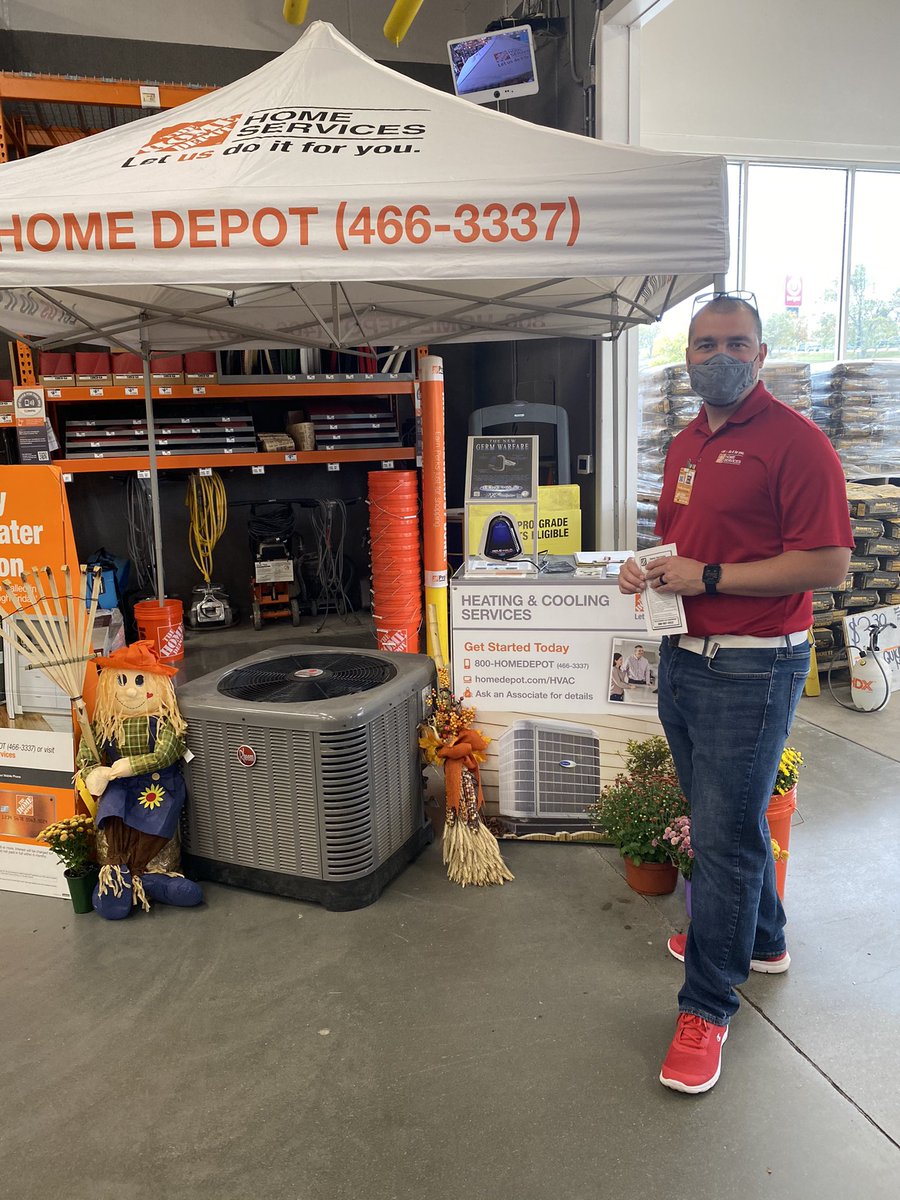 kattie57's tweet photo. Our ARS Rep Phil is in the house shouting out the benefits of servicing your HVAC system before the snow flies.βοΈ#3206Strong #letusdoitforyou @MCasemier @Stephen68401654 @robidoux_larry @KellyConnors7 https://t.co/jhRjB33JPu