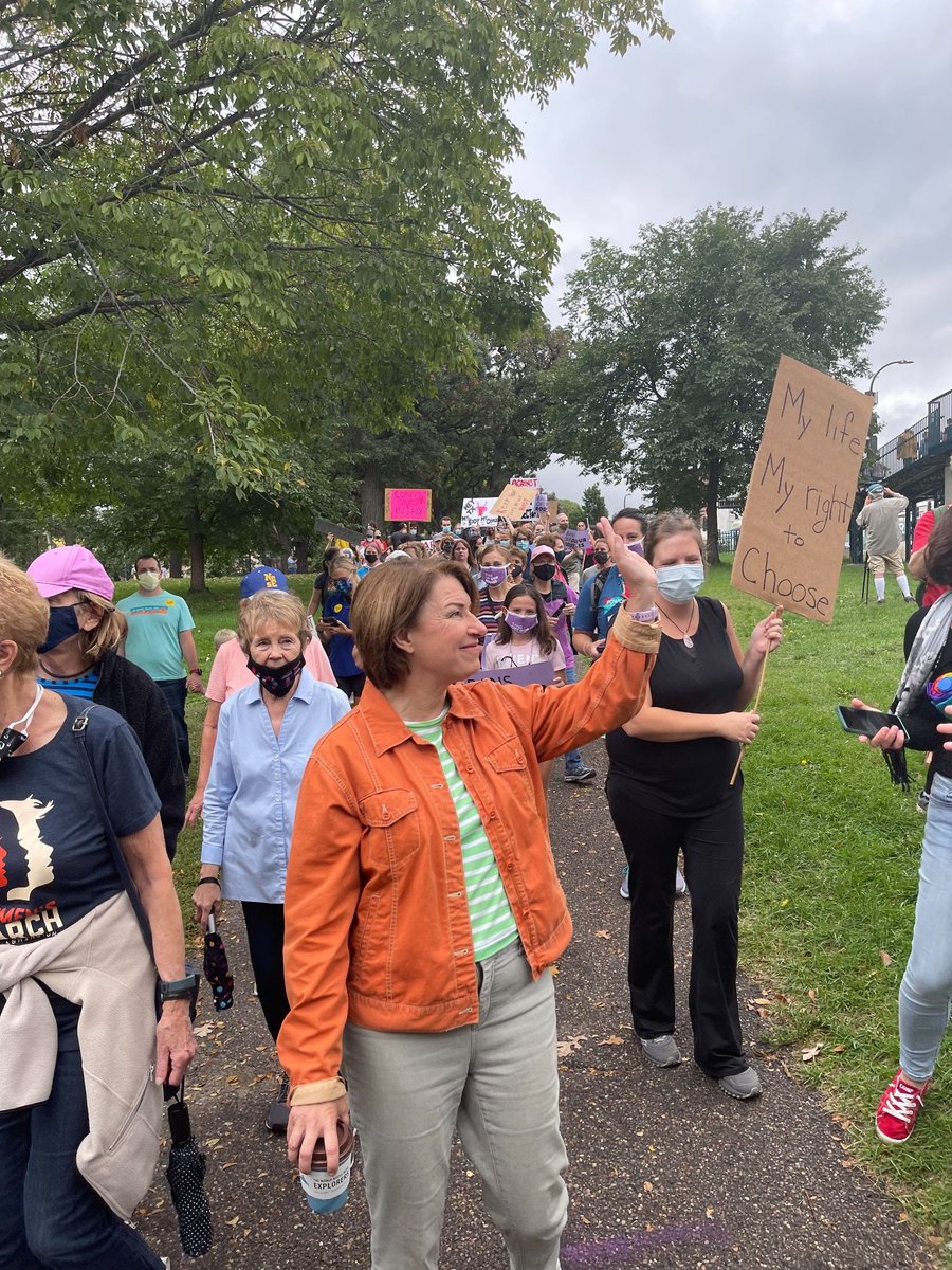 amyklobuchar's tweet photo. I was so proud to join the women who rallied in Minnesota and across the country today. Women have a right to make their own health care choices, no matter what politicians in Texas (or anywhere else!) say. https://t.co/F1wydz8QfB