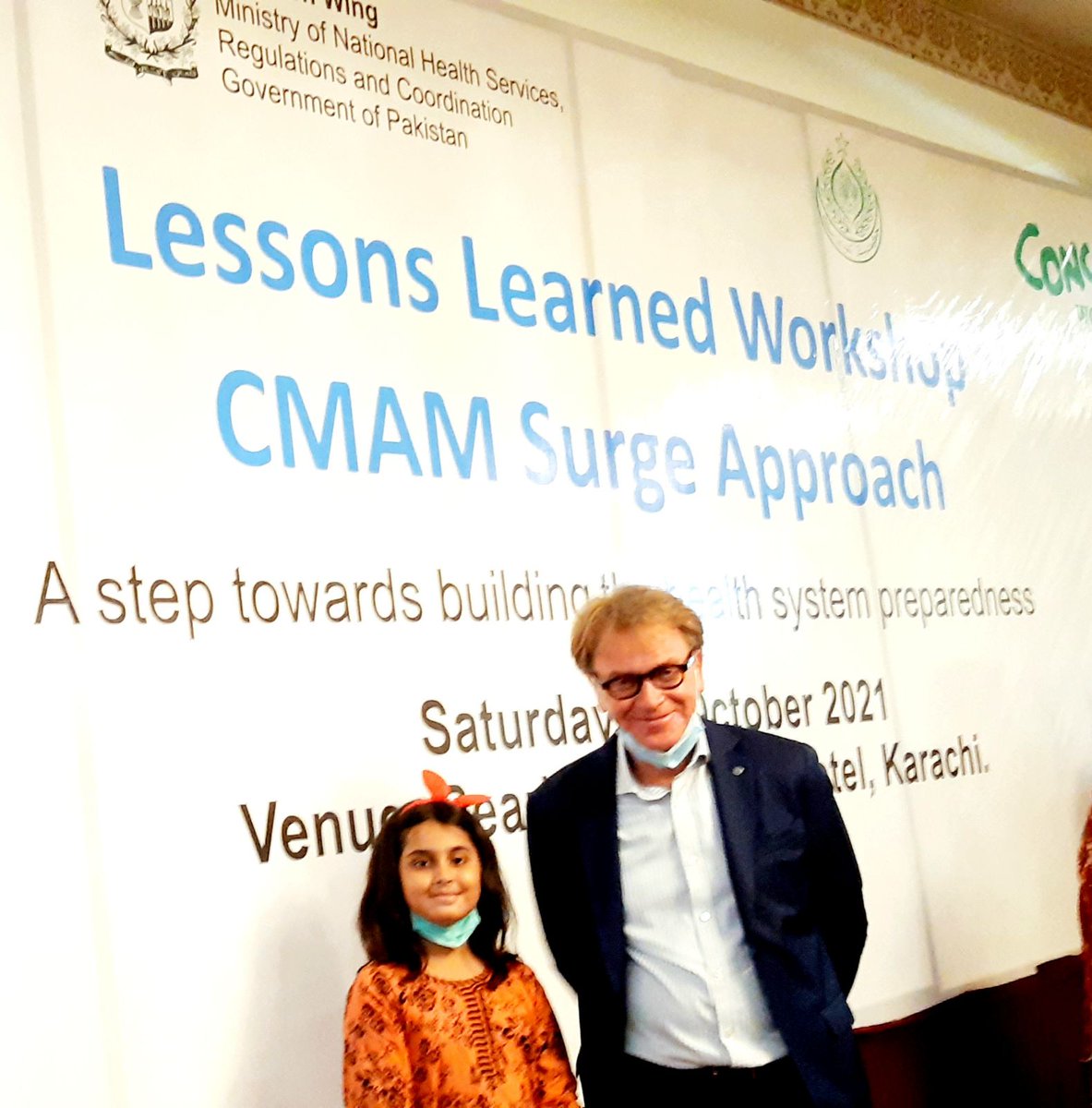 zaranmm's tweet photo. Had a great dialogue th @Chris_Kaye001  Country Director &amp; amazed to know @WFPPakistan  is helping #Sindh on malnourished #children

Thank you @SindhGovt1
Hon'ble @AzraPechuho @Qasimsoomro 4 building systems for children

Humbled on interaction th frnd #ClaraDube @UNICEF_Pakistan https://t.co/GVywIUI4mv