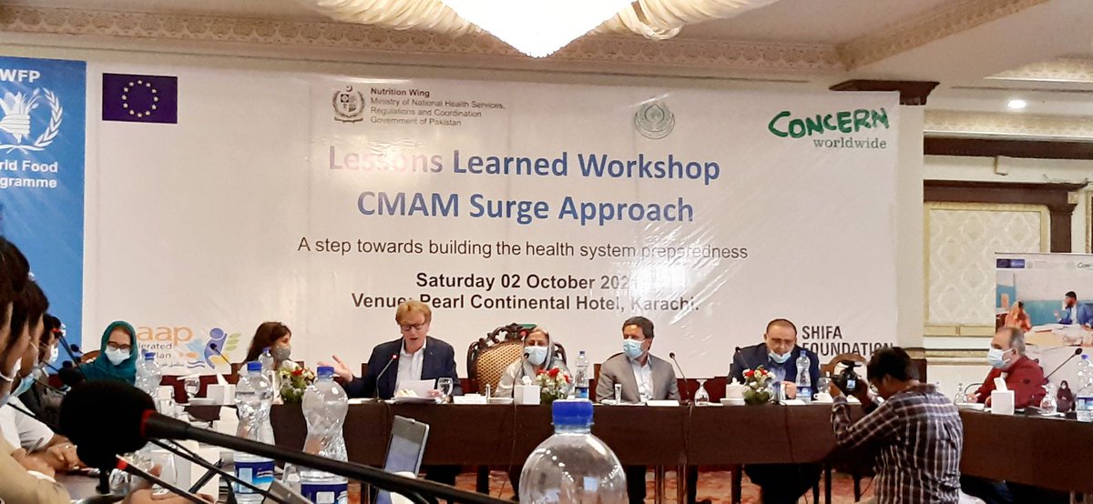 zaranmm's tweet photo. Had a great dialogue th @Chris_Kaye001  Country Director &amp; amazed to know @WFPPakistan  is helping #Sindh on malnourished #children

Thank you @SindhGovt1
Hon'ble @AzraPechuho @Qasimsoomro 4 building systems for children

Humbled on interaction th frnd #ClaraDube @UNICEF_Pakistan https://t.co/GVywIUI4mv