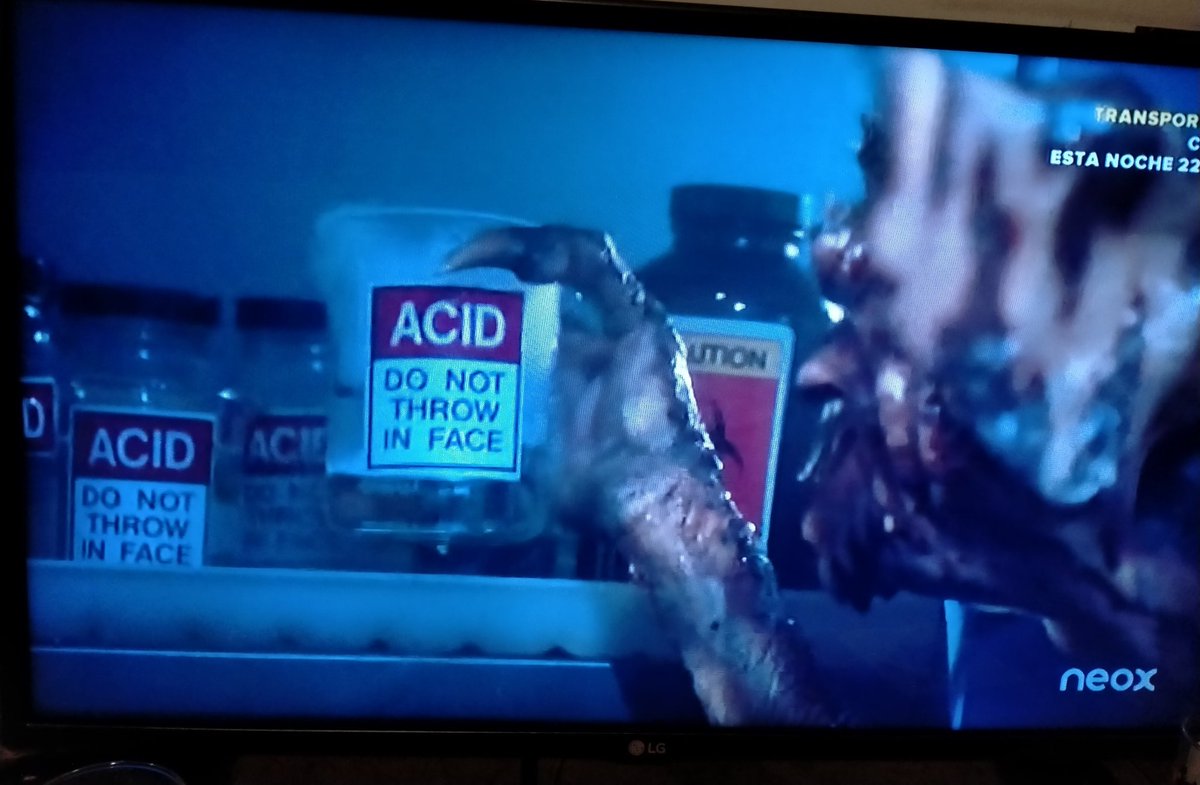 LeaderStripe's tweet photo. ❱  Viendo los Gremlins 2 por vez número ni me acuerdo. Hahahaha #Gremlins https://t.co/tQv2Myy8Bu