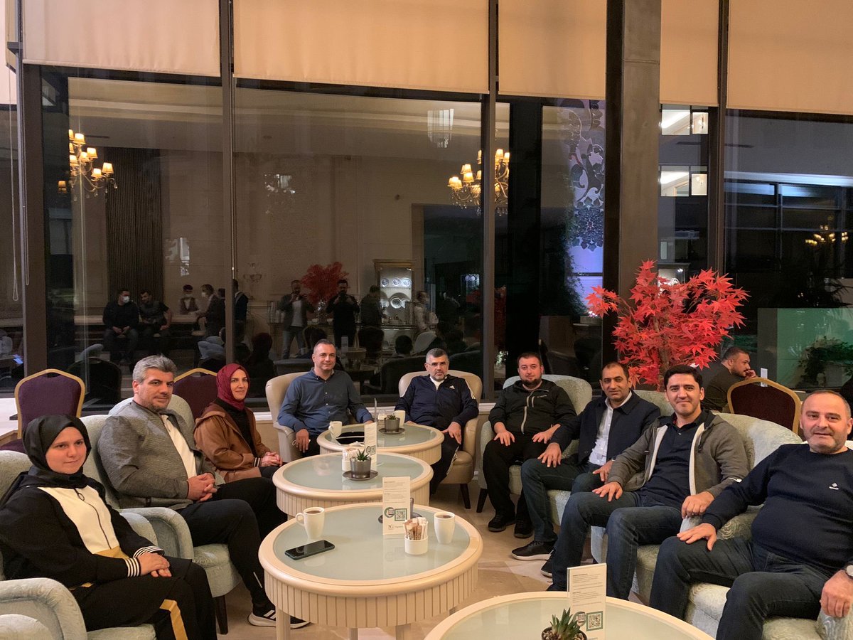 Sultanbeyli İBB Meclis üyeleri, İl Başkan Yardımcımız ve Belediye Başkanımız ile bir araya geldik.