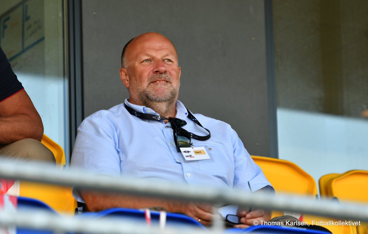 Utligning tweet media