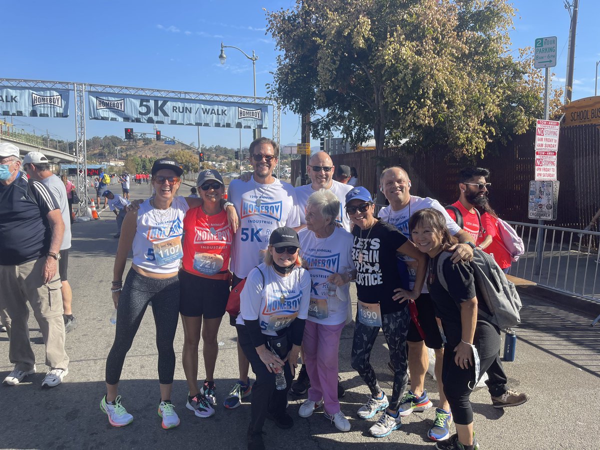 CoryReeder's tweet photo. Get up at 5:30am = no
On a Saturday = heck no!
To run a 5k = HELL NO!
for @HomeboyInd … maybe…
for #TeamConny… HELL YEAH!
@fathergregboyle #Homeboy5K https://t.co/n2rkWSssPD