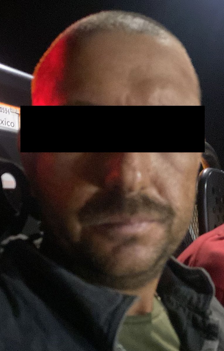 SonoraSeguridad's tweet photo. Intercepta Policía Estatal #PESP y SEDENA a 3 personas armadas en carretera Santa Ana-Altar

Transportaban dos armas de fuego, 8 cargadores y 190 cartuchos de diferentes calibres.

📌Recuerda denunciar de forma anónima al 089. https://t.co/rhMkkWiVwt