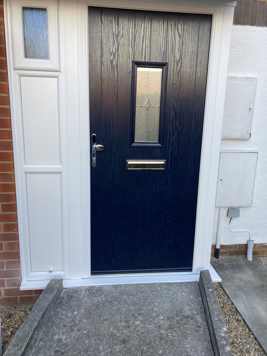 AdvancedExtPlas's tweet image. Another @HallmarkPanels composite door &amp;amp; side panels fitted this week.