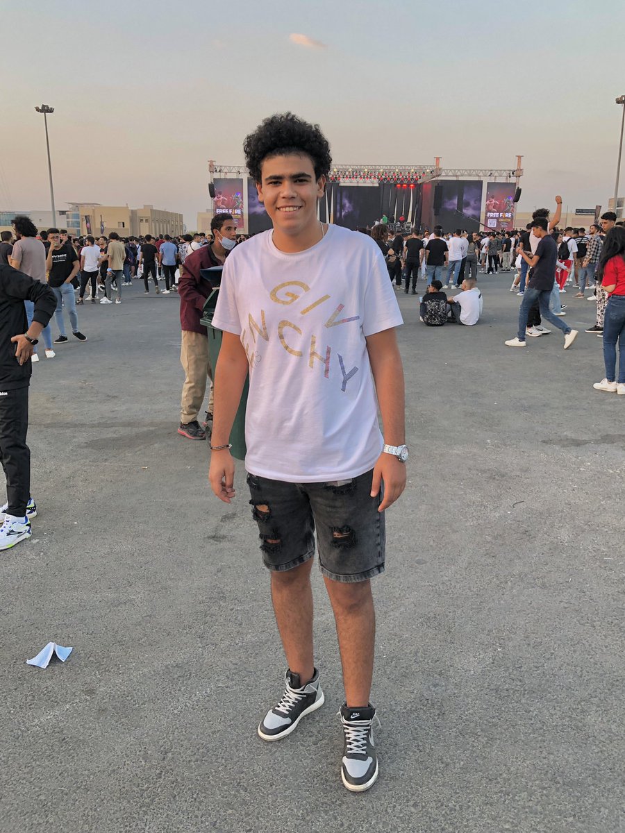 KiNGKAREiM's tweet photo. 𝐒𝐇𝐀𝐁𝐉𝐃𝐄𝐄𝐃 &amp; 𝐏𝐀𝐁𝐋𝐎 𝐂𝐎𝐍𝐂𝐄𝐑𝐓 🤩#SAVAGE https://t.co/EHEALi7Kr1
