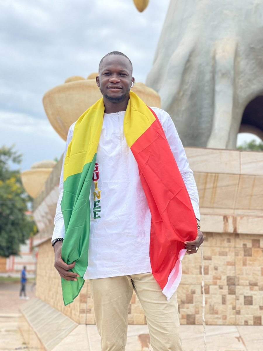 hamidousif's tweet photo. Bonne fête de l’indépendance au peuple de Guinée #02Octobre #IndependenceDay https://t.co/b5HeyvjmZP