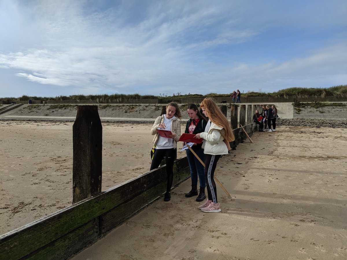 LJGeography's tweet photo. Great to get back out on fieldwork this week. Year 11 geographers visited Redcar to conduct physical and human geography enquiries to prepare for unfamiliar fieldwork questions in paper 3. A big shout out to the Monday groups who showed great resilience despite the poor weather! https://t.co/H3ADijtbAh