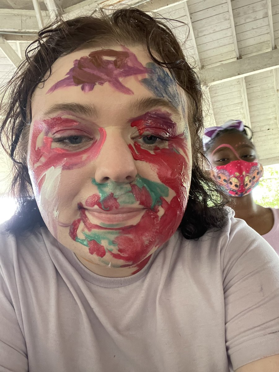 annabaehr's tweet photo. @CarolDanielle_ Why she tweeted that 🤭 the kids did me dirty https://t.co/lTORnSo63a