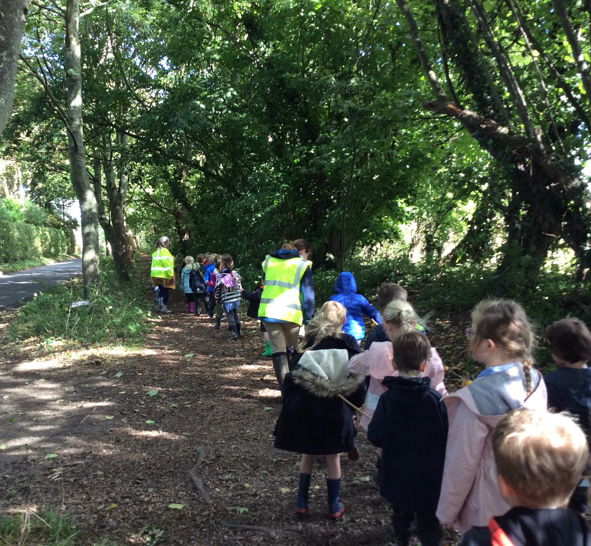SaxtonCE's tweet photo. Willow headed off on a “welly walk” to explore the village and the surrounding area. We collected our “special finds” on sticks. Saxton is a very interesting village. #teamwillow #saxtonceschool #ourlocalenvironment #thankgoodnessitstayedfine https://t.co/rYoLYqQfJI