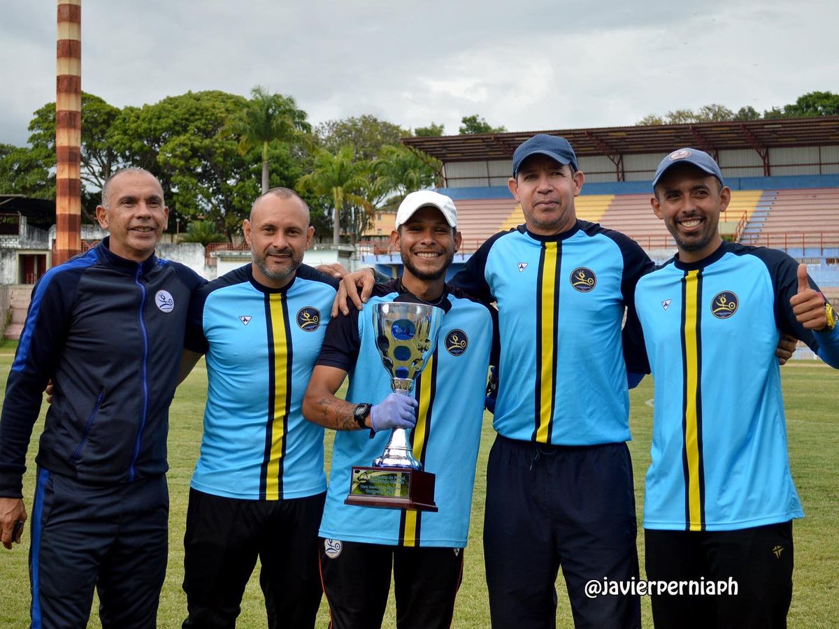Academia Emeritense 🇺🇦 tweet media