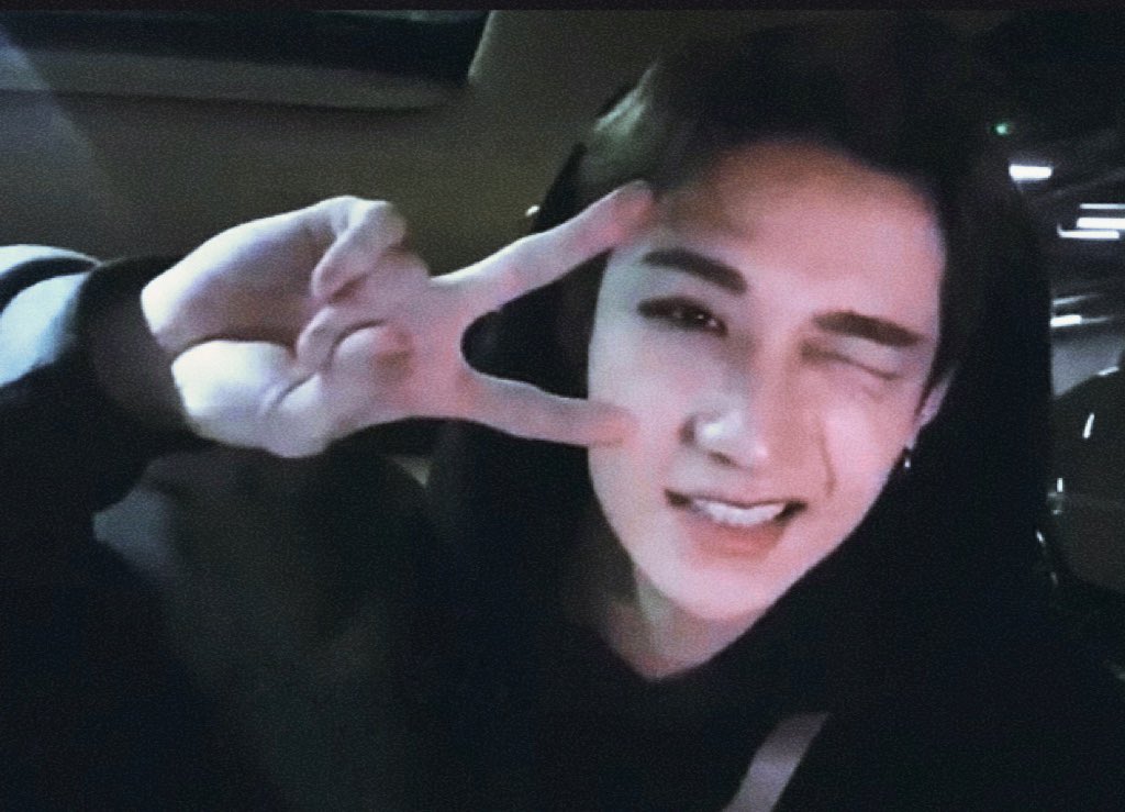 오빠, 생일 축하해 🎂🦥
𝙃𝙖𝙥𝙥𝙮 𝙗𝙞𝙧𝙩𝙝𝙙𝙖𝙮 , 𝘾𝙝𝙧𝙞𝙨 💕

Getting chance to see you achieve new goals always is the best thing I have in my life 

Wish you all the best ✨ 
&amp;same as previous years,let’s stick together !!!💗

#HappyBangChanDay
#못하는걸_못하는_천리방생일