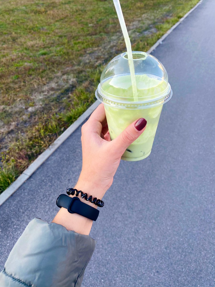 lastseeninbed's tweet image. Так люблю матчушку, что мы с ней метчимся 
Настроение: как и всегда, зелёное 💚

#Dalgonamatcha