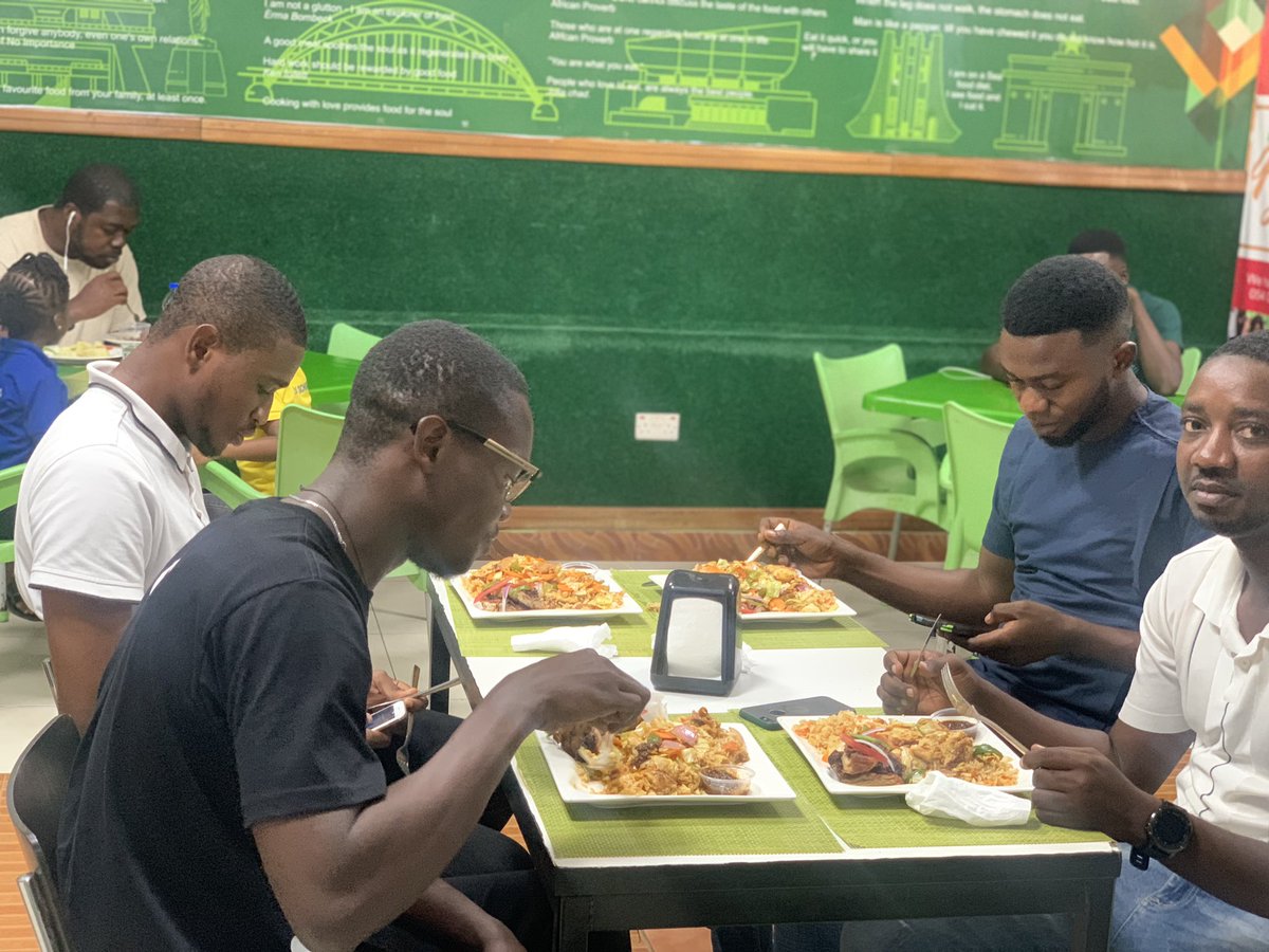 DelishGhana's tweet photo. Dear @ifedioku our restaurant has lots of greens like your background so visit us when you come to Ghana.
Who else loves colour green? Kindly share
#ColourGreen #WeAreOne https://t.co/CVXH8Fknfv