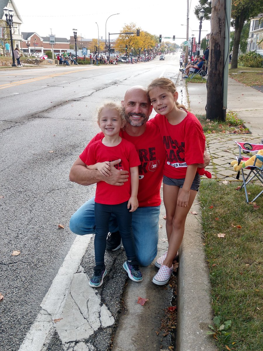 CarnduffPhysics's tweet photo. Ready for the Barrington Home Coming Parade!  Go Broncos and Fillies! https://t.co/fAvhBx5Rqk