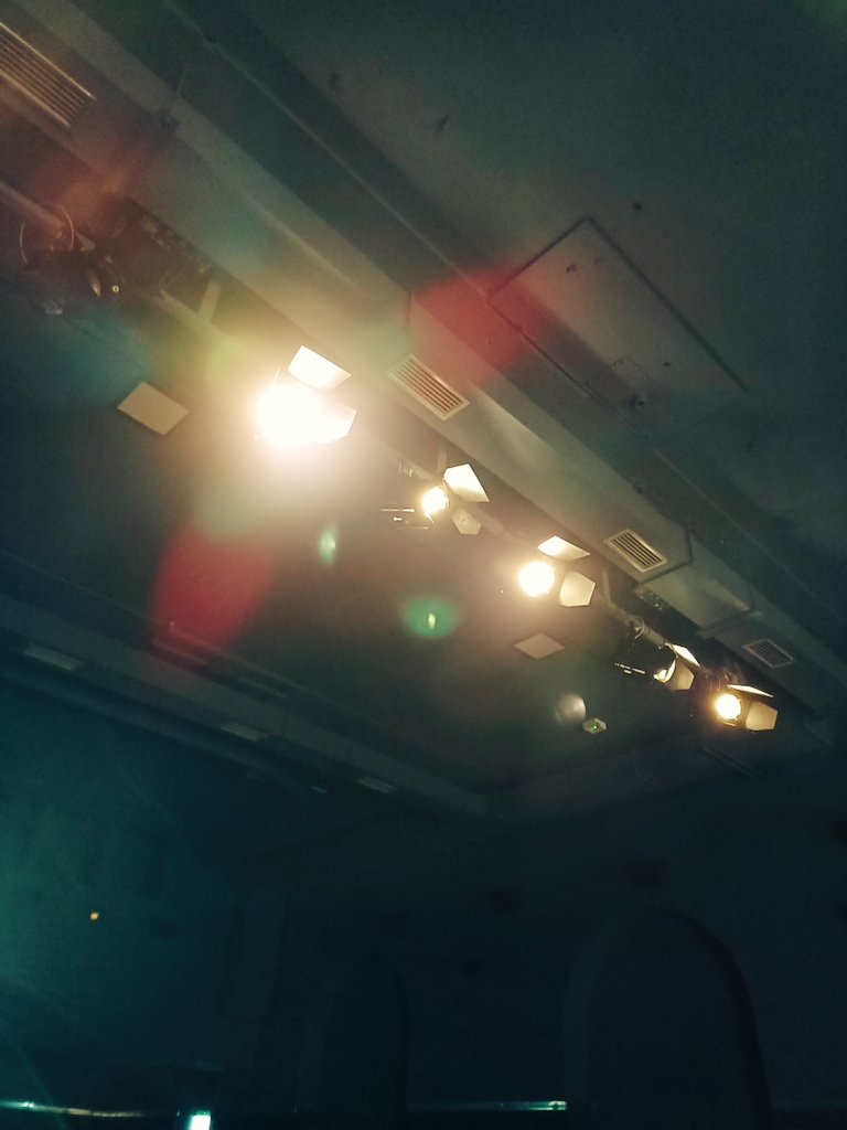 TheaterwerkGoe's tweet photo. Vorbereitungen im @kinolumiere
#WirSpielenWieder #freiestheater #kindertheater #jugendtheater #jamilo #kulturgegencorona https://t.co/fHJPtmr744