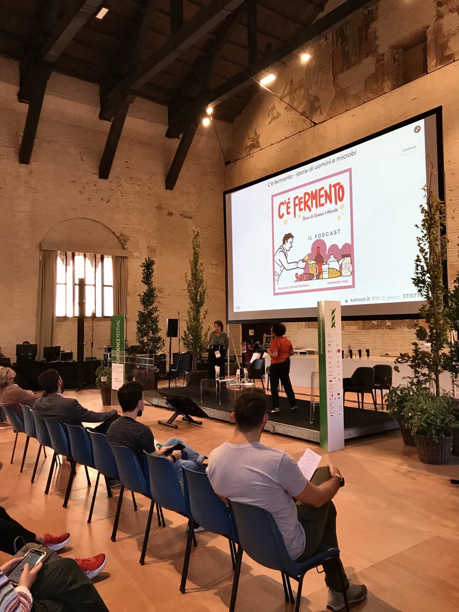 C’è fermento nel Palazzo della Ragione! E tu sei pronto a scoprire tutti i segreti della fermentazione? 🍞🍷🍺 
<a href="/labibi69/">Alessandra Biondi Bartolini</a> e <a href="/AntonellaLosa/">antonella losa</a> #FoodScience2021