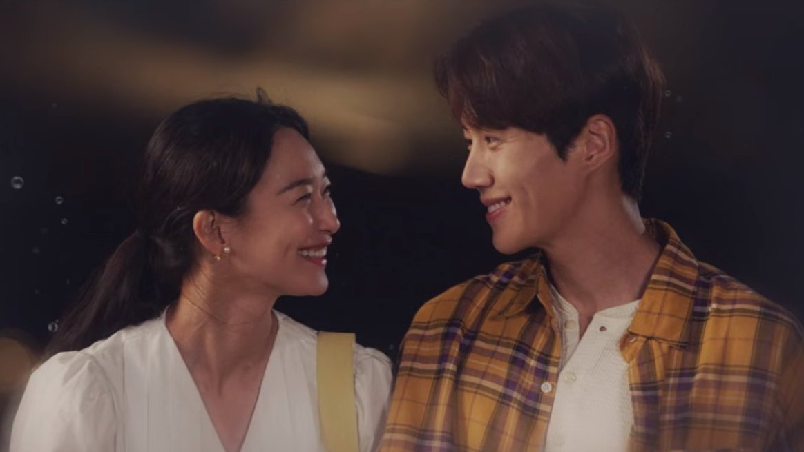 iconickdramas's tweet photo. I want what Dusik and Hyejin have. I can't stop smiling because of them 😭💜 #HometownChaChaCha #HometownChaChaChaEP11 https://t.co/ic1FTlRqk5