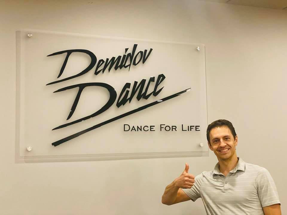 MrSign_PGH's tweet image. Demidov Dance got some new signage from Mr. Sign. 
We created a frosted white acrylic lobby sign with raised acrylic lettering.

#LobbySign #Pittsburgh #DanceSign #MrSignhttps://mrsignpittsburgh.com/products.cfm?signtypeProd=95295733854&amp;amp;pgtype=Lobby%20Signs