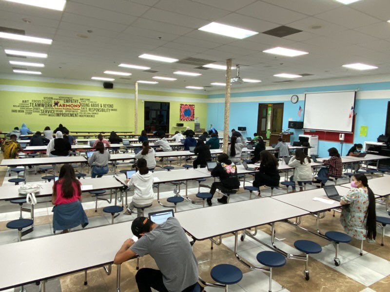 HsaHouston9_12's tweet photo. Such a great turn out today for the TSI test! #CollegeReady #CollegeBound https://t.co/TNq9vtOxws