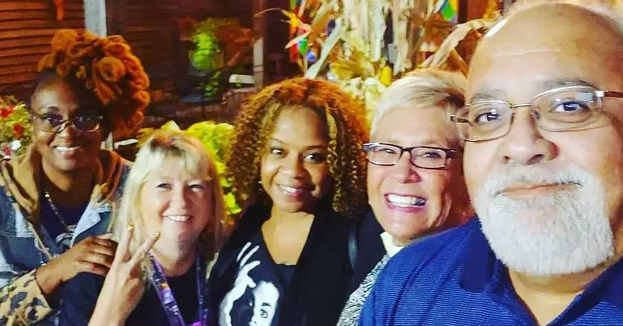 princeundeleted's tweet photo. @Original_NPG We Ready ๐ The Purple Fams are SO HYPED and ready to be FUNKIFIED in Cedar Rapids, Iowa tonight! ๐๐ #NPG4EVER #PrincetTributeShow #NewPowerGeneration #PurpleFamily ๐ https://t.co/u0J2kKzklk