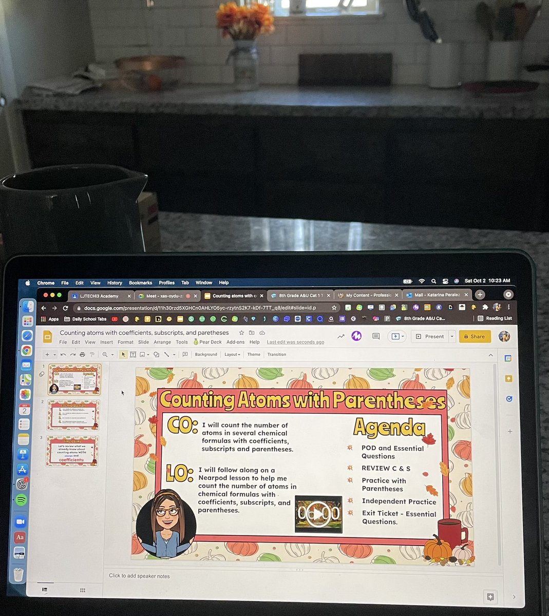 KatarinaPeralez's tweet photo. Having some fun with✨Google Slides✨this morning during our #LJTECHi3 academy training🤩 @CGarza0930 @AnaMPerez1 @eduGOOGdroid https://t.co/uworFS3yqI