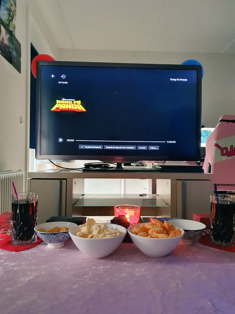 DanishDango's tweet photo. Kung Fu Panda theme time~! We went thrift shopping today and got the cute hat that's on the panda~! We ordered from a Chinese restaurant and are now ready to watch~! Hope you're all doing well~!♡ #envtuber #dangoqueen #thequeenbizzle #Chinese #kingfupanda #VSerenity #SexyCrew https://t.co/aPFcBygoYy
