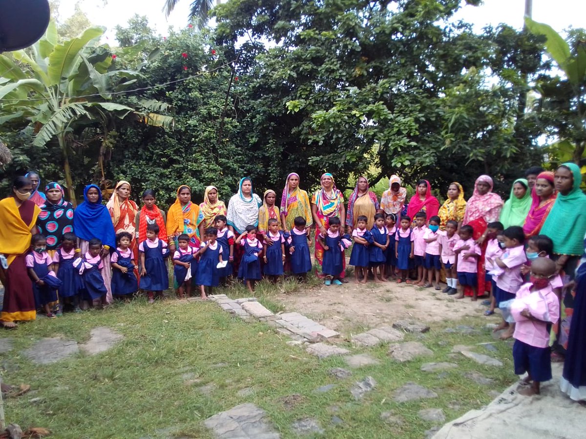 BhadrakDswo's tweet photo. Pre-School #uniform Distribution in different AWCs of Bhadrak District.
@DM_Bhadrak @WCDOdisha https://t.co/HRzx8NoMLb