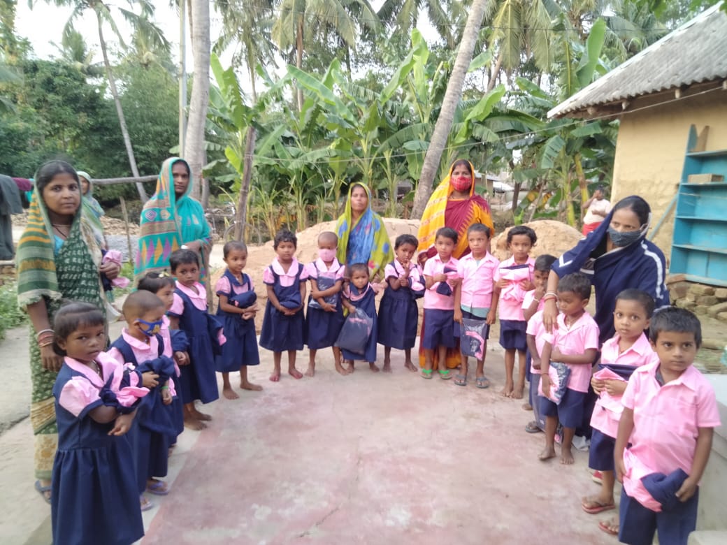 BhadrakDswo's tweet photo. Pre-School #uniform Distribution in different AWCs of Bhadrak District.
@DM_Bhadrak @WCDOdisha https://t.co/HRzx8NoMLb