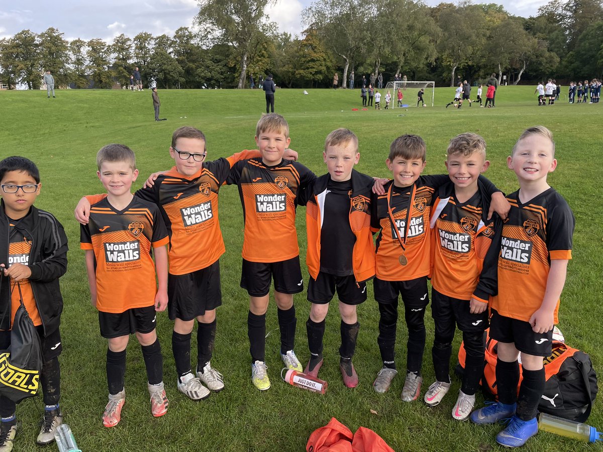 Whitacres Wolves 2012 tweet media