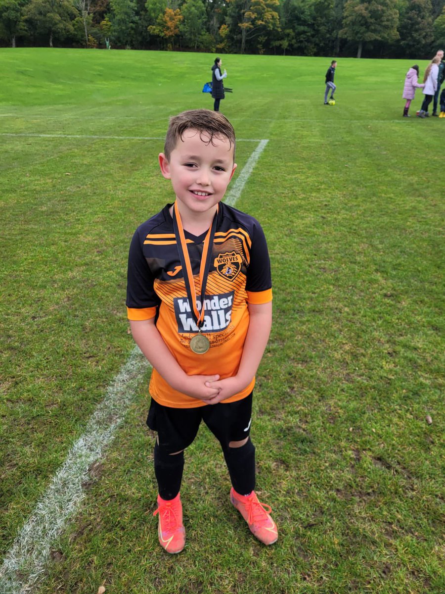 Whitacres Wolves 2012 tweet media