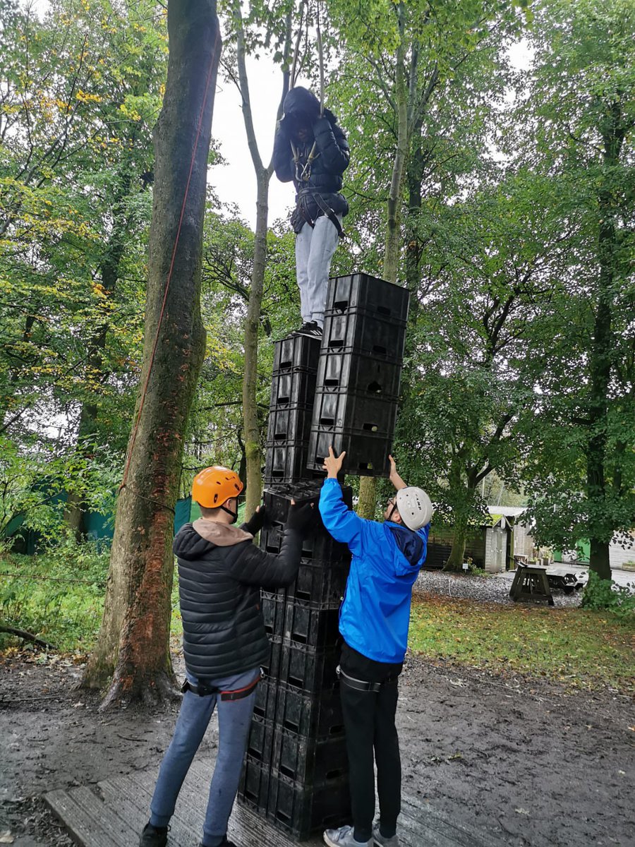MSJBolton's tweet photo. Year 11 have had a very busy afternoon completing the crate stacking task! How high can you climb? Well done guys! 🎉👍#MSJCommunity #MSJYear11 @AndertonCentre https://t.co/VqaDrNwkdj