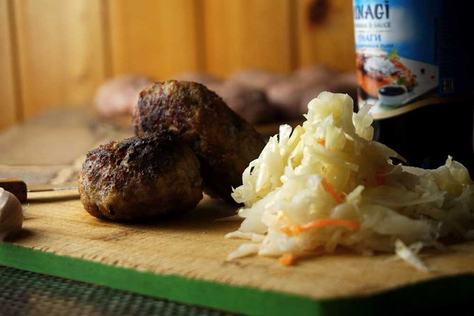 I am not vegan, I eat and love meat.😋 Today is my dinner🍽️ https://t.co/JPbbhTc4Pc