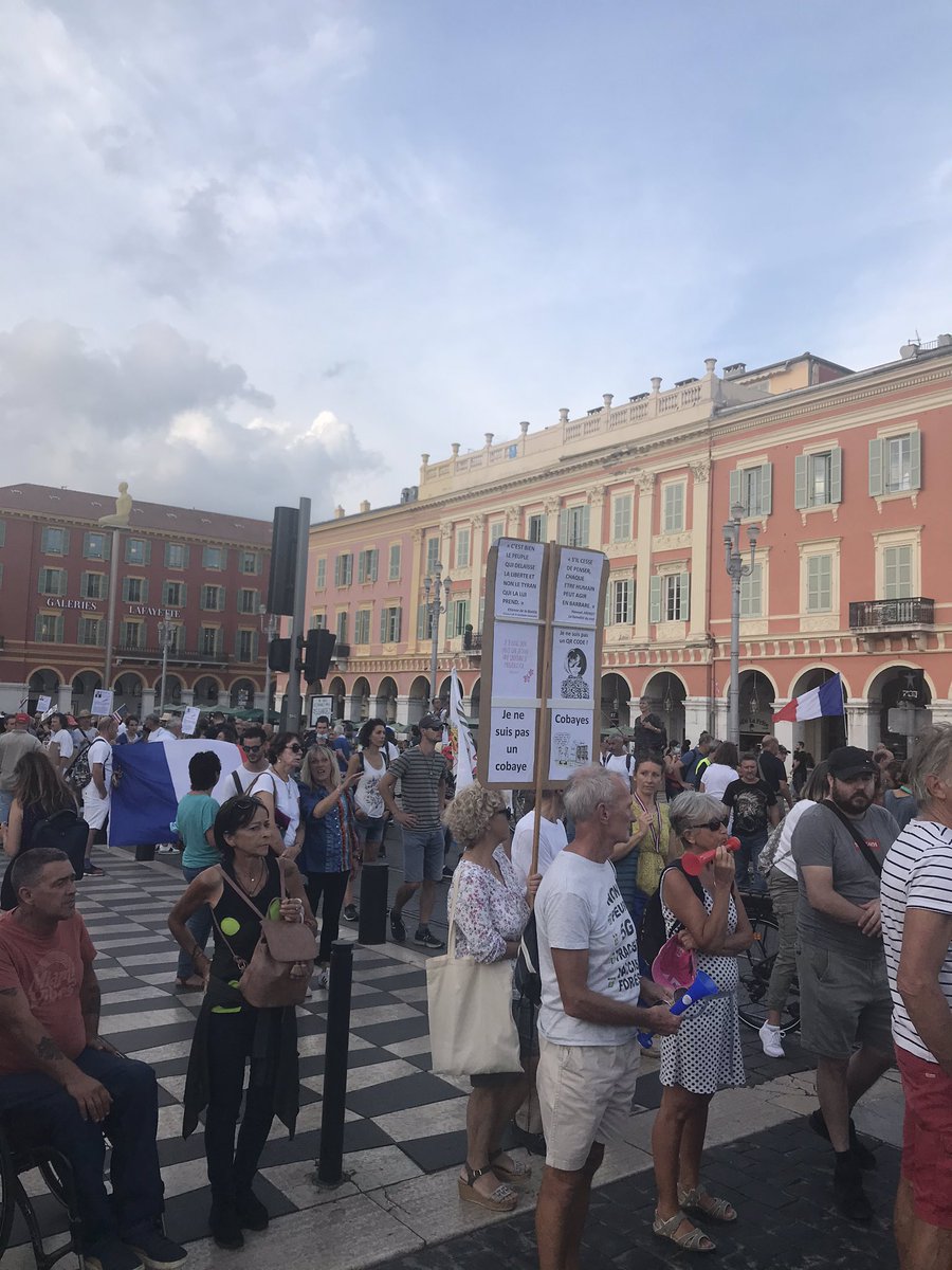 Sahra Lrt tweet media