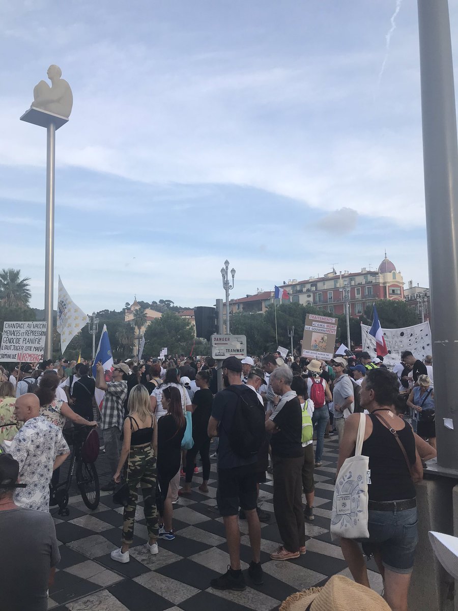 Sahra Lrt tweet media