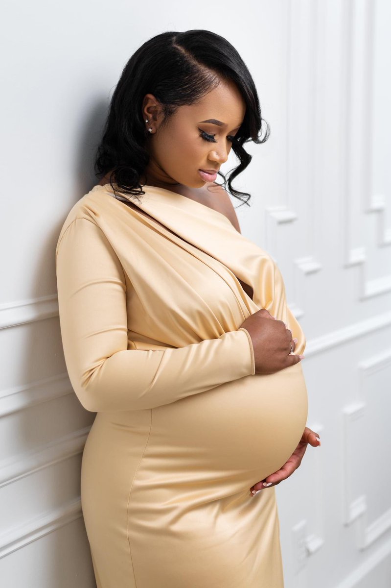 I mean...shout out to the father's who are in the maternity photos. I love it!