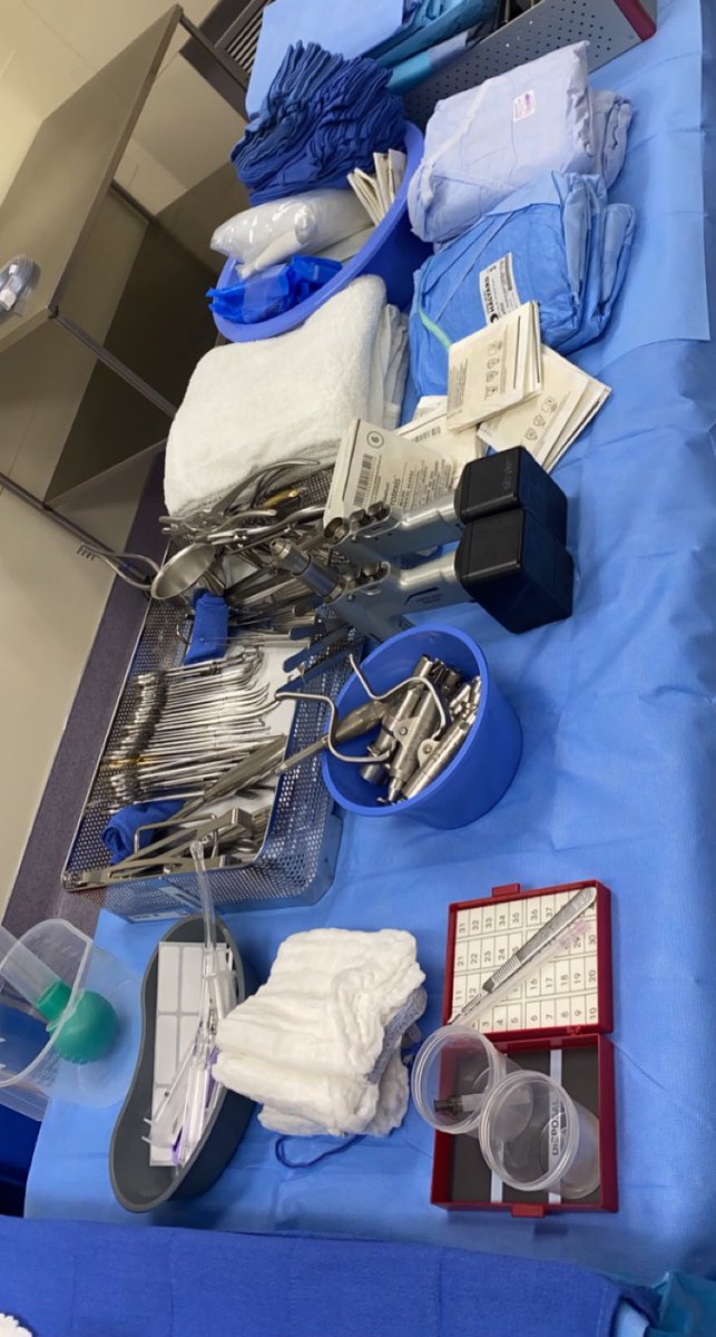 JenMarek1's tweet photo. Took some time away to get my shit together. 
Officially 4 months sober from alcohol, and I’m finally in externship- working side by side with a great team of surgeons, nurses and other scrub techs daily, assisting in surgeries. I fucking love my life. 🙏🏼👌🏼 #ScrubTechJen https://t.co/tJW7B0JqZ7