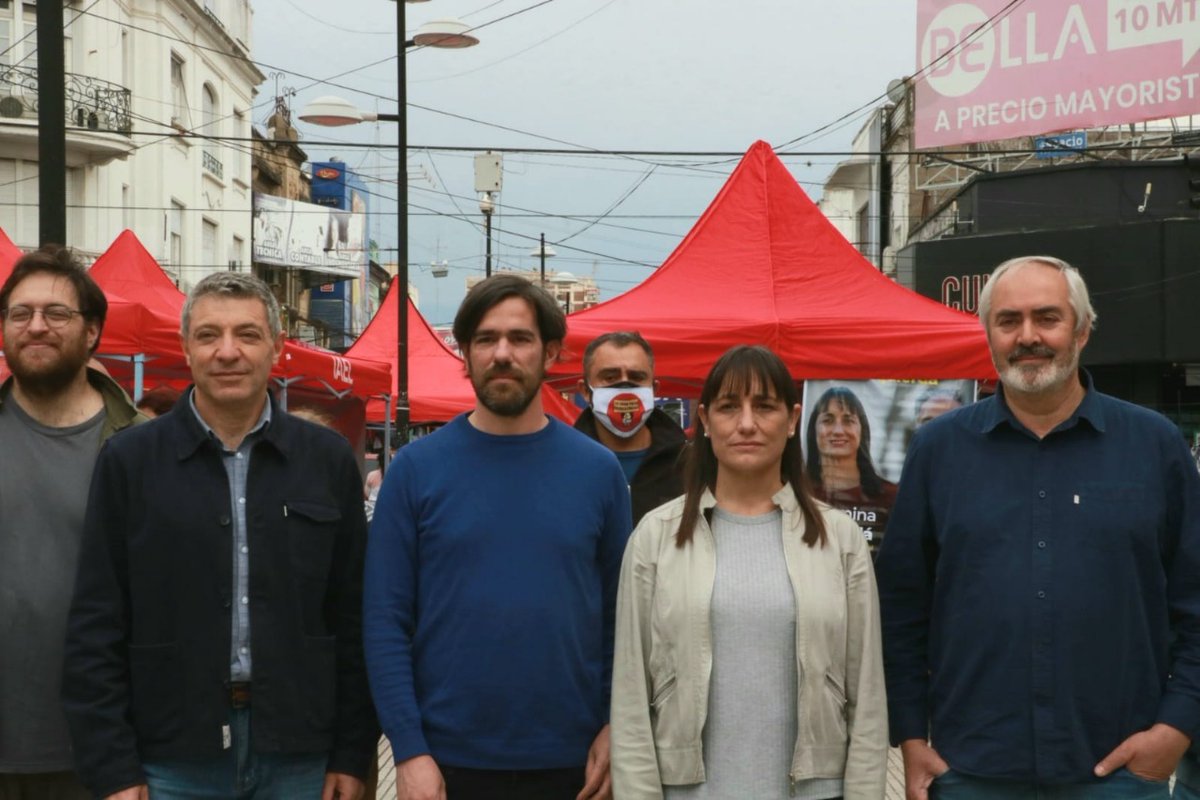 NicolasdelCano's tweet photo. En Lomas de Zamora lanzamos la campaña del @Fte_Izquierda.  Somos la tercera fuerza en la provincia y a nivel nacional, ahora vamos por diputadas y diputados de izquierda para fortalecer la lucha del pueblo trabajador contra el ajuste, el FMI y los dueños del país. https://t.co/Y6pxuMaNX6