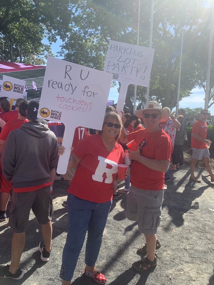 reelcaptaintom's tweet photo. RU ready to beat Ohio State!!@BigTenNetwork #GoRU #chop https://t.co/O1PDsEPdto