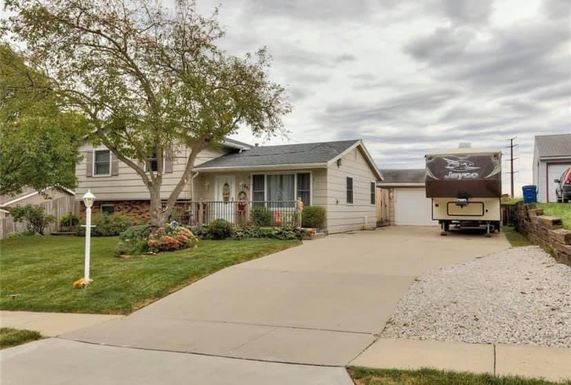 James Kelly tweet media