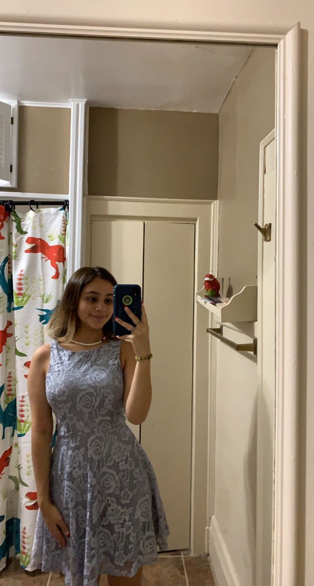 clark_dar's tweet photo. @KidQuill  I have a homecoming dance on the 9th, here’s my dress. Can you pick my nails? https://t.co/1jYmtJs3CZ